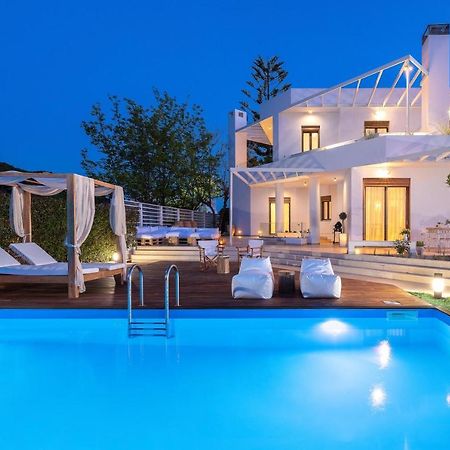 Love White Villa Ялисос Екстериор снимка