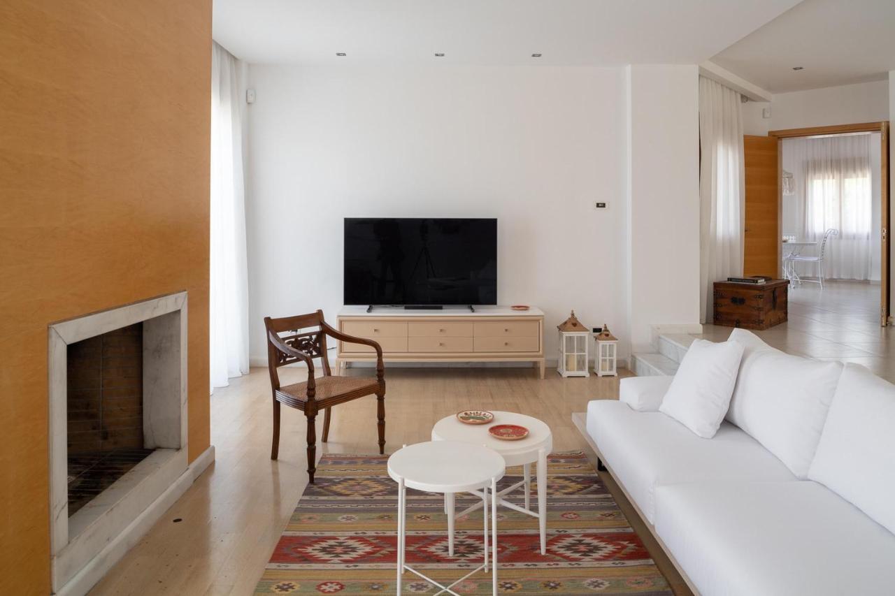 Love White Villa Ялисос Екстериор снимка